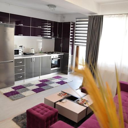 Ferienwohnung London Năvodari Exterior foto